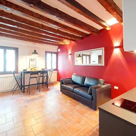 Dolcevita N 517 Canal View Apartment Venedig